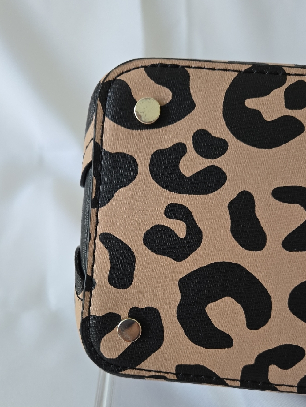 Kate Spade Leopard Shoulder Bag – Like New - Picture 13 of 14